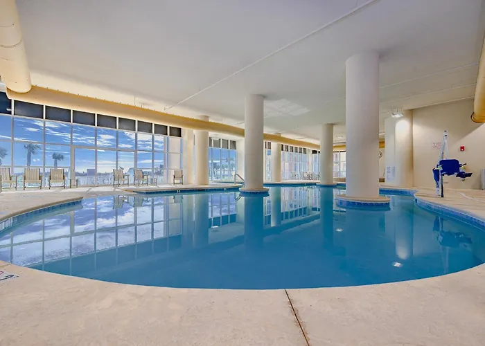 Phoenix Gulf Towers 1803 Apartment